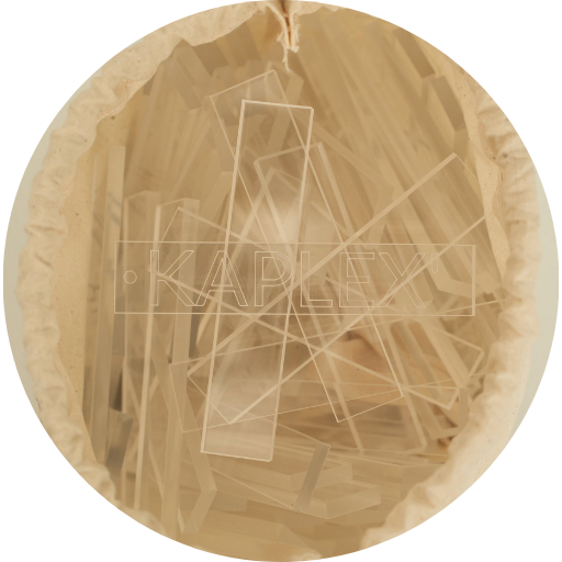 pièces planchette Kaplex transparentes empilées – alternative écologique aux Kapla